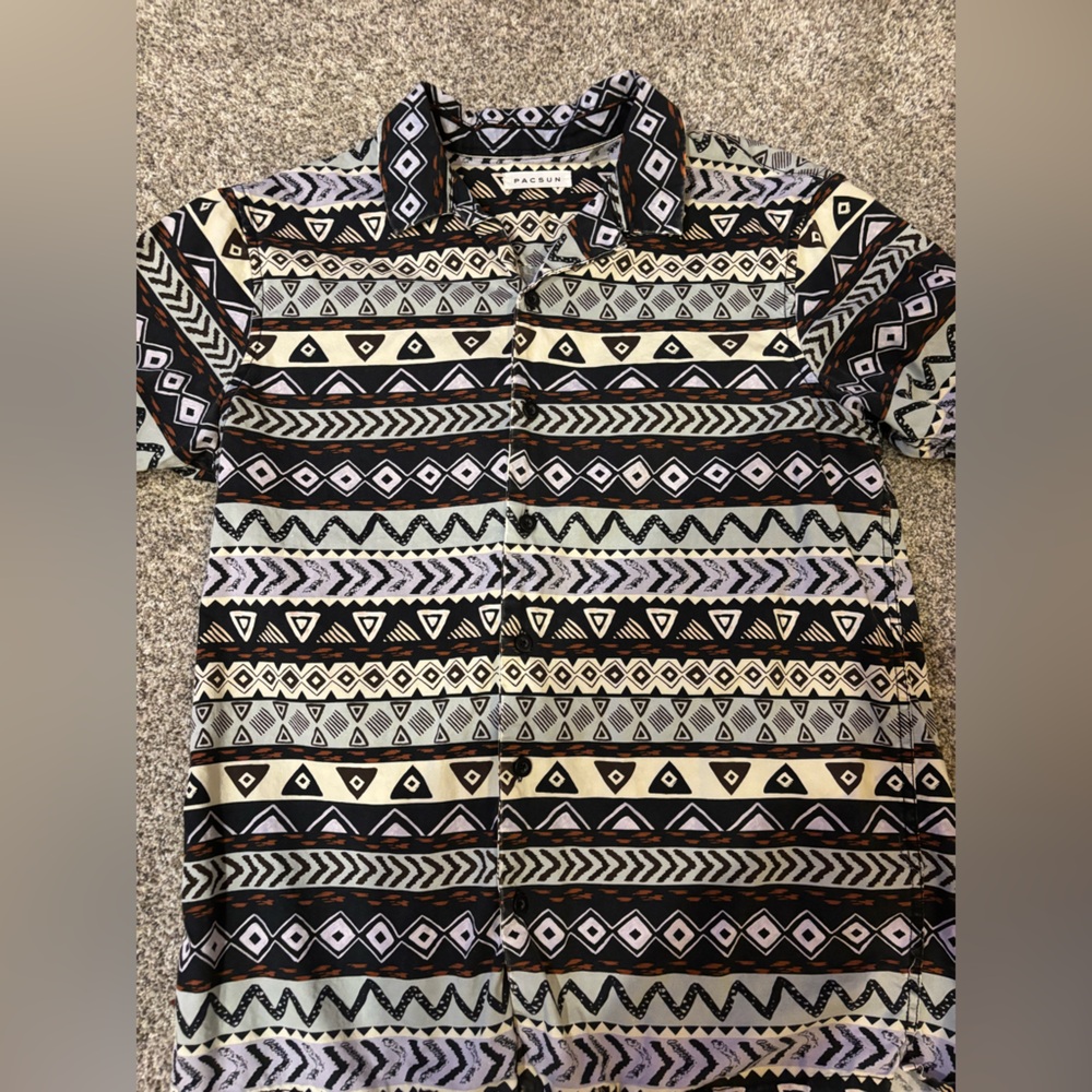 PacSun vintage Print Shirt